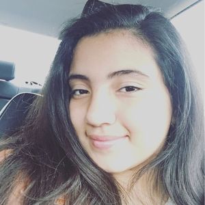 Meet your Posher, Kayla